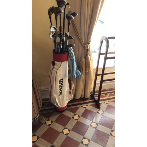 230a - A sets of Vintage Golf Clubs.