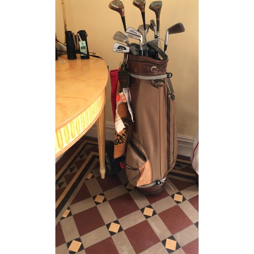 230a - A sets of Vintage Golf Clubs.