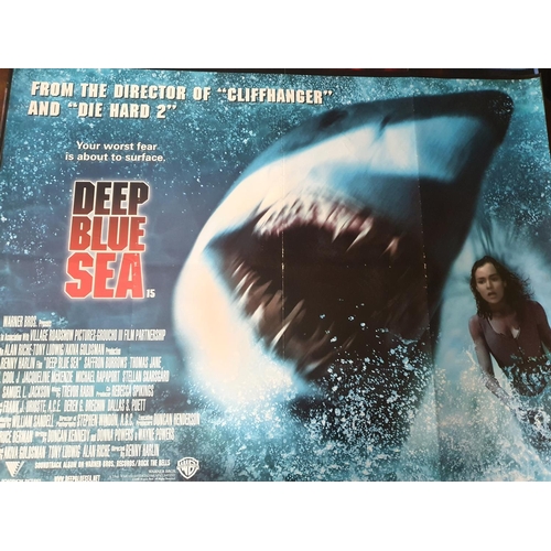 431 - A good selection of Movie Posters to include Deep Blue Sea, The Deep End, Dracula, Divine Secrets of... 