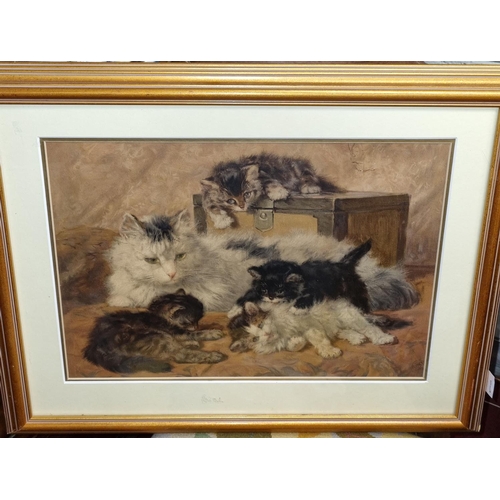 72 - A Pears advertising Print of a Cat and her kittens in a good gilt frame. 53 x 66cm approx.