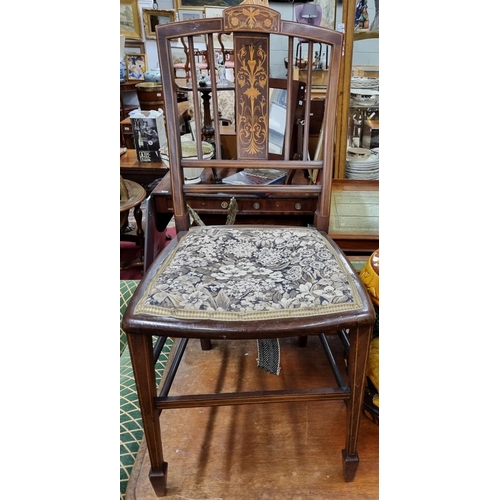 702 - A good pair of Edwardian Mahogany Inlaid Salon Chairs with bar backs. W 41 x SH 42 x BH 86 cm approx... 