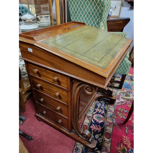 721 - A really good 19th Century Mahogany Davenport/Desk of large size with rising lid inset with green le... 