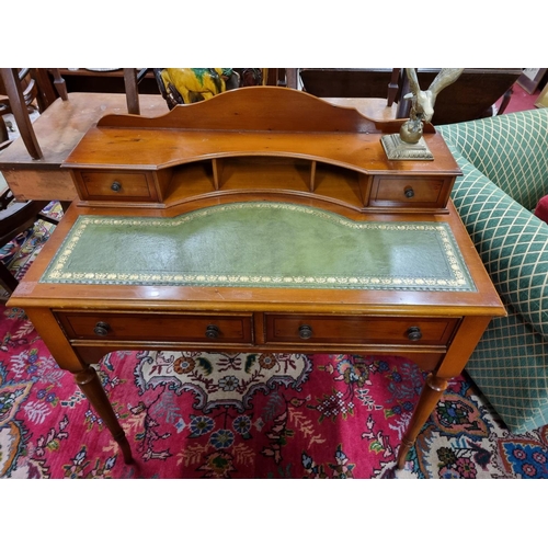 738 - A really good modern kneehole Writing Desk with green leather tooled top and gallery back. w 92 x D ... 