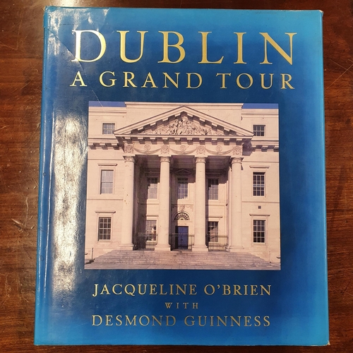 115 - A really good quantity of coffee table and other Books on two shelves. To include great Irish Homes ... 