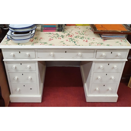 176 - A 19th Century Pine pedestal Desk. 122 x 63 x H 76 cm approx.