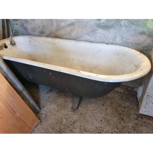 848 - A Vintage Cast Iron Bath, missing one foot. 180 x 74 x H 56 cm approx.