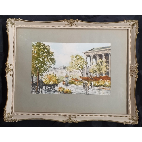 46 - A pair of early 20th Century coloured Prints of Parisian scenes. In good painted and gilt frames. 38... 