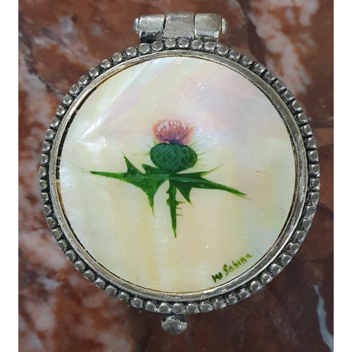 214 - A good quantity of Compacts, various dates and makers.