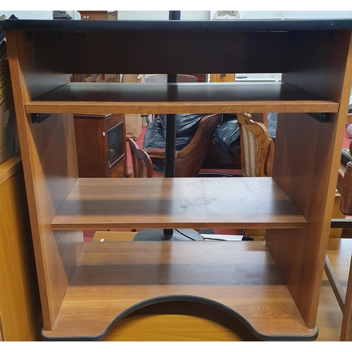 255 - A good retro style Desk along with an under counter chest of drawers and another cabinet.
W 140  x D... 