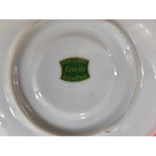 292 - A quantity of Richard Ginori Italian tea Wares, Duchess tea wares, Porcelaine wares along with Johan... 