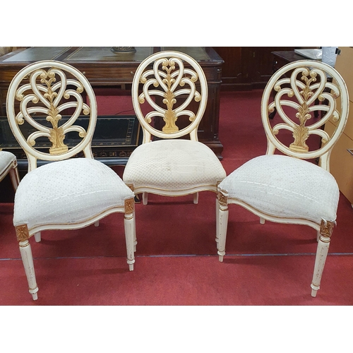 369 - A good White painted Table and Chairs.
Height 79 x 174 x 92 cm approx.