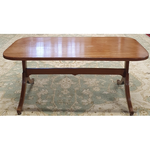 378 - A 20 Century coffee Table .
H 44 x 100 x 50 cm approx.