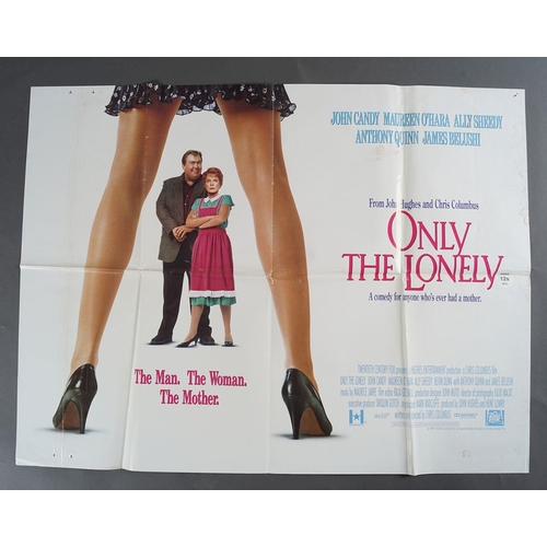 393 - A quantity of Movie Posters to include,
Santa Claus, Married To The Mob,
Family Business, Mermaids, ... 