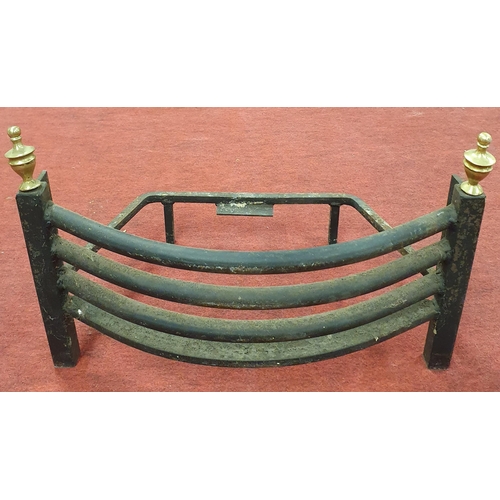 396 - A 20th Century Fire Grate .
Height 30 x W 45 x D 30 cm approx.