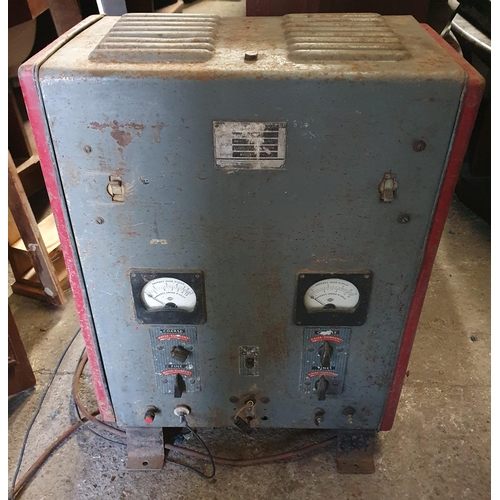 400 - A Vintage Battery Charger .