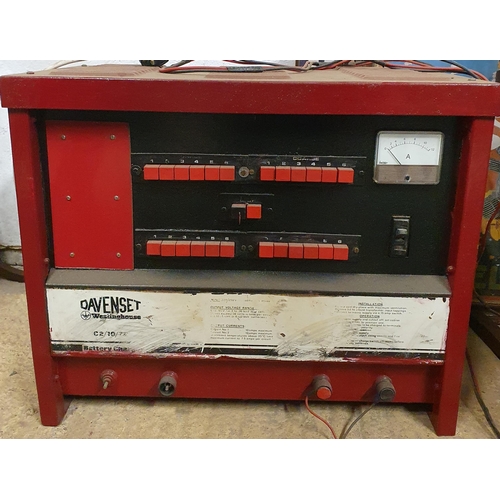 871 - A Davenset Battery Charger .