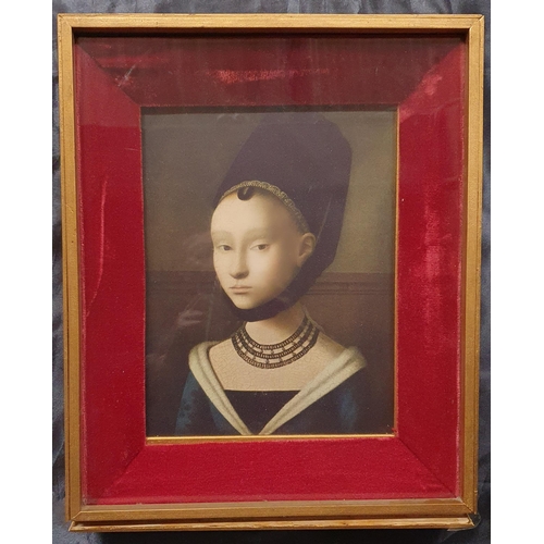 125 - A good coloured Print of a Woman in medieval dress in a good gilt and velvet frame. 39 x 32 cm appro... 