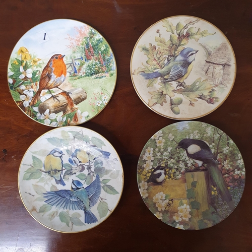 187 - A good quantity of collectors Plates of various animal scenes.