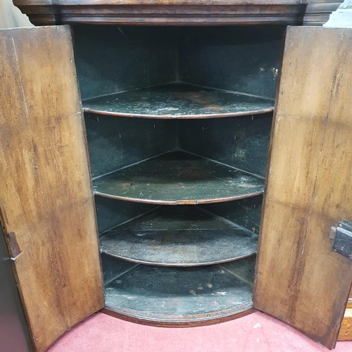 249 - A late 18th early 19th Century Oak wall mounted Corner Unit. W 77 x H 99 cm approx.