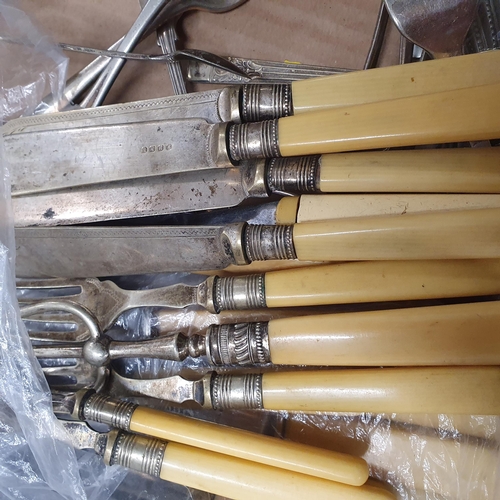 507 - A good quantity of Flatware Cutlery.