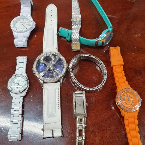 17 - A good quantity of Watches to include a cased set along with Silver Plated items.
