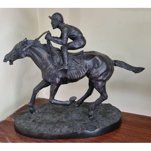 83 - A Bronze of a horse in full flight signed Mene.
W 25 x H 20 cm approx.