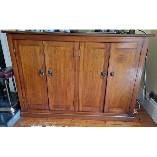 361 - A good 19th Century four door Linen Press with lion head handles and reeded moulded edge.
152 x 67 x... 