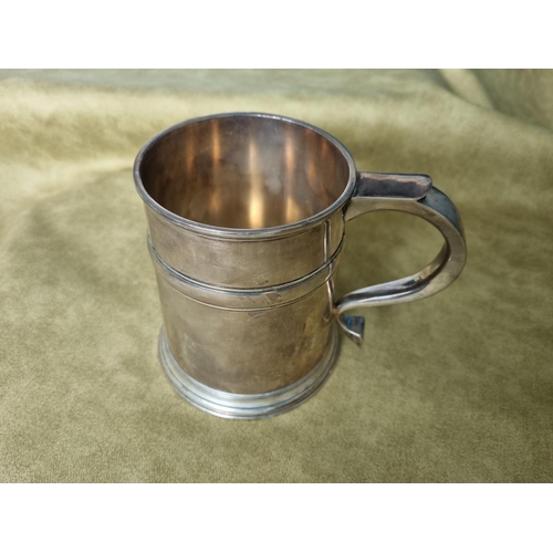 250 - A very heavy Silver Tankard, J B Chatterley & Sons Ltd. 462 grams. approx.