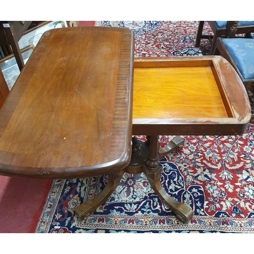 415 - A 19th Century Walnut and Veneered Foldover Card Table on quatrefoil carved base. 94 x 98 x H 71 cm ... 