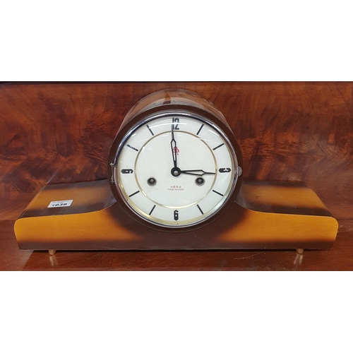 1039 - A good Mantel Clock. W 47 x H 24 cm approx.