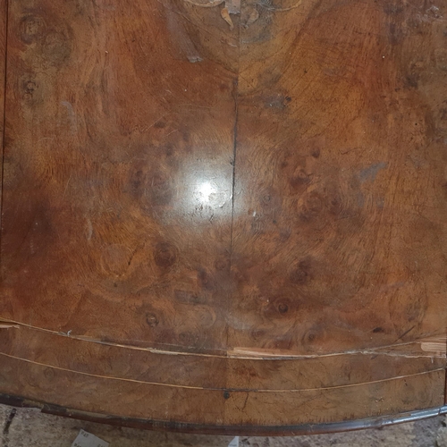 21 - A Victorian Walnut Dropleaf Table , with faults .