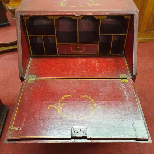 572 - A late 19th early 20th Century Bureau with chinoiserie painted detail flap and fitted interior. 58 x... 