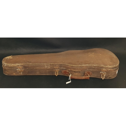 61 - A 19th Century Violin and Case.
Length 74 cm approx.