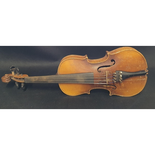 61 - A 19th Century Violin and Case.
Length 74 cm approx.