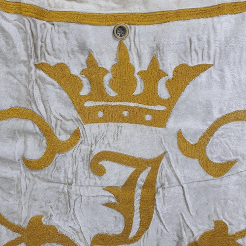 117 - A Gold and Cream Velure Banner .
L 175 x 108 cm approx.