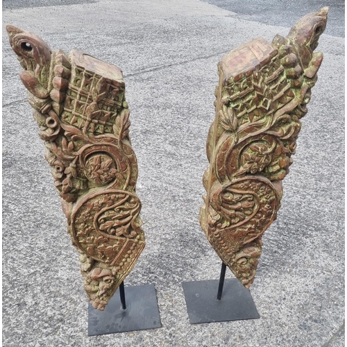 419 - A good pair of carved Sculptures. W 25 x H 113 cm approx.