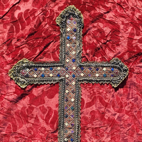 139 - A Really Good Red and Gold Coloured Banner with an Ornate central Cross.
 L 280 x W 100 cm approx.