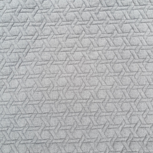 229 - A large quilted padded cover .
200 x 170 cm approx. Useful for DIY crafts.