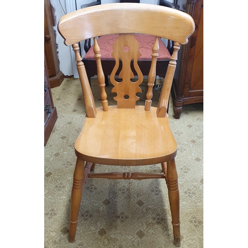 31 - A good single Windsor Chair. W 37 x SH 46 x BH 86 cm approx.