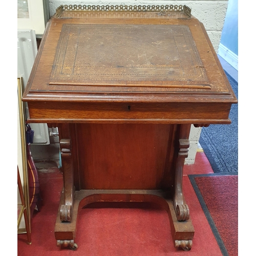 210 - A really good Regency Rosewood Davenport with brass gallery top. W 54 x D 55 x H 83 cm approx.