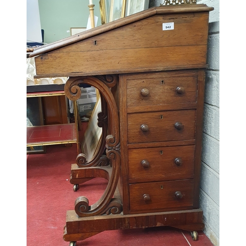 210 - A really good Regency Rosewood Davenport with brass gallery top. W 54 x D 55 x H 83 cm approx.