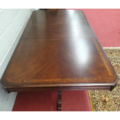 1465 - A Large Mahogany Dining Table .