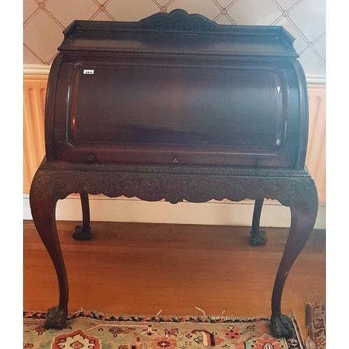 877 - A fabulous late 19th Century Irish Mahogany Cylinder Desk, possibly by Hicks of Dublin, with a highl... 