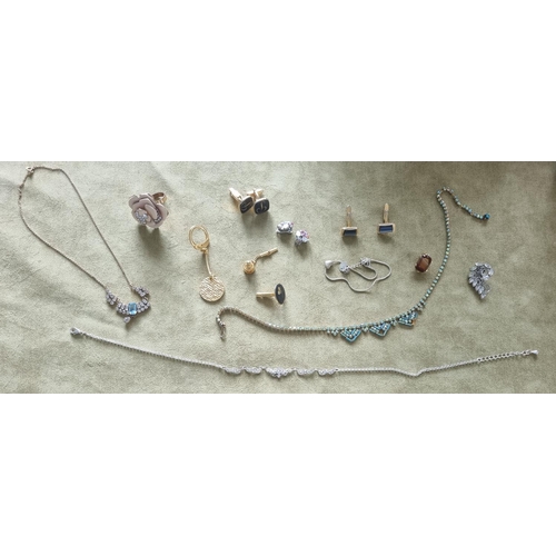 387 - A good quantity of costume Jewellery along with two Silver Rings, sizes T & K..