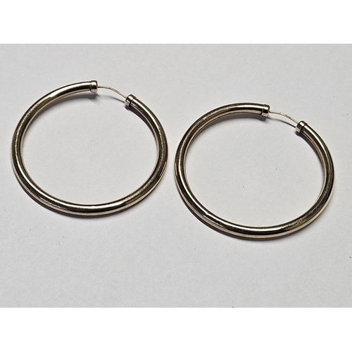 376 - A nice pair of 9ct Gold hoop Earrings, 2.45 gms.