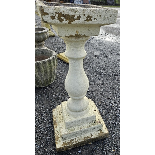 1026 - A good tall stone bird Bath. H 86 cm approx.