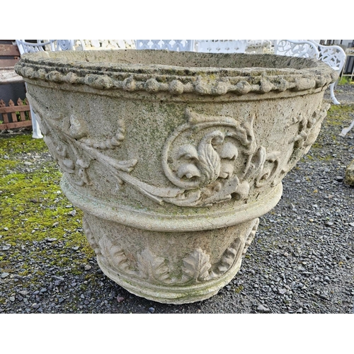 1028 - A good Stone Pot.
H 46 x D 50 cm approx.