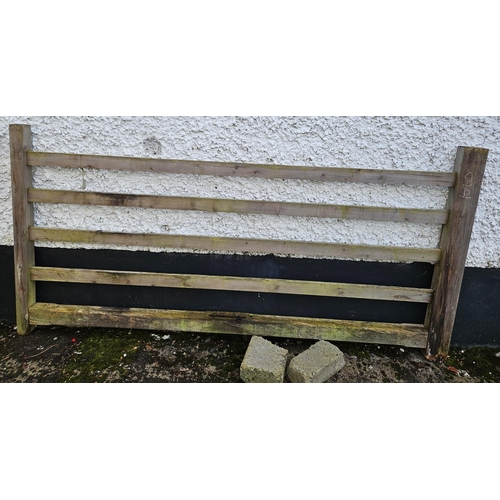 1050 - A garden Gate. H 120 x W 240 cm approx.