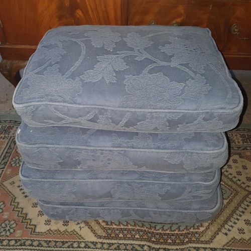 89 - A Group of 4 rectangular Cushions.
57 x 47 x 9 cm approx.