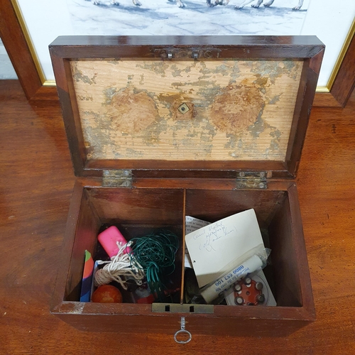 14 - A good 19th Century two divisional Tea Caddy with ring handles and original key. 21.5 x 13 x H 13 cm... 